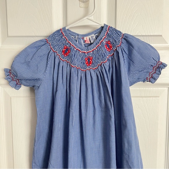 Hand Smocked (Girl) Hand Smocked, Lightweight Cotton - Picture 3 of 5